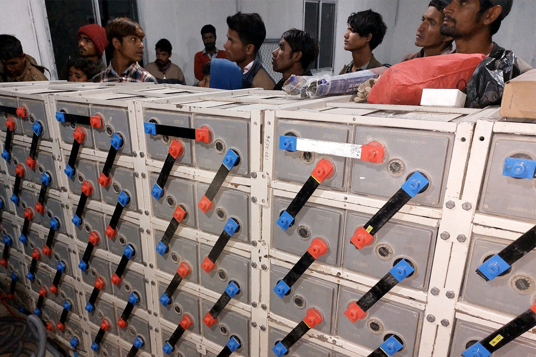 बैतडी : डिलाशैनीको बिनाबस्तीमा मिनिग्रिड सोलार जडान 